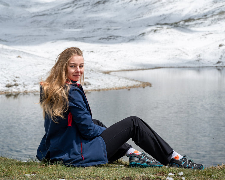 Lago della Duchessa: tra ultima neve e fioriture primaverili - Strike Adventure