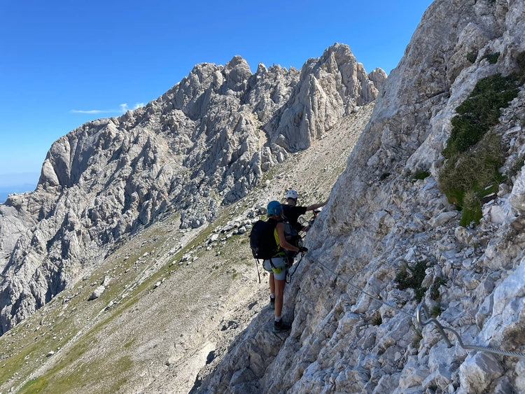 L'anello delle 3 Vie Ferrate al Gran Sasso: Ventricini - Ginepri - Cannone - Strike Adventure