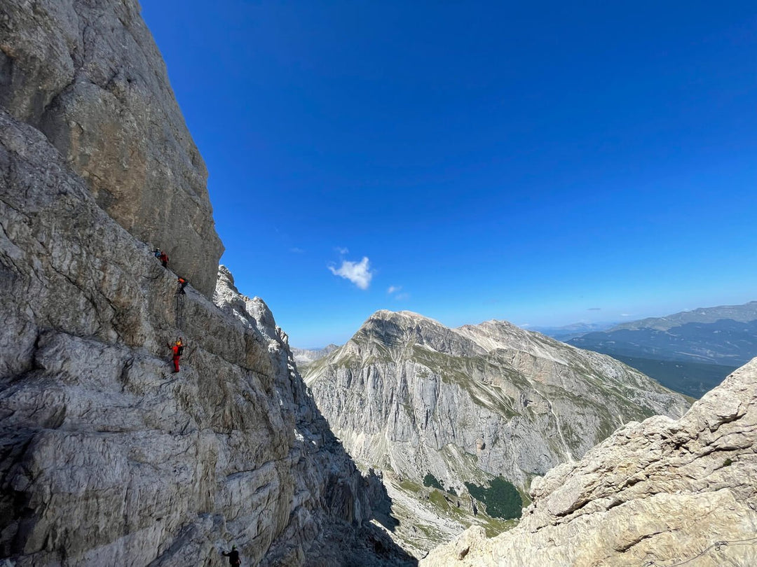 L'anello delle 3 Vie Ferrate al Gran Sasso: Ventricini - Ginepri - Cannone - Strike Adventure