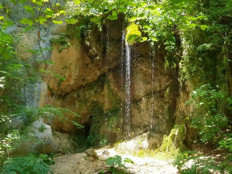 Le Gole Di Celano e la Fonte degli Innamorati - Strike Adventure