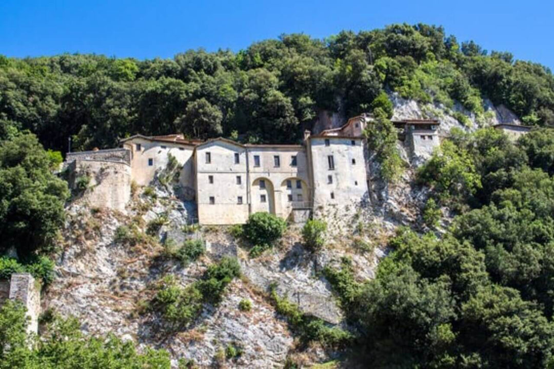 Trekking L'anello dell’Eremo di Greccio e del Colle della Tavola e i Mercatini di Natale | Strike Adventure