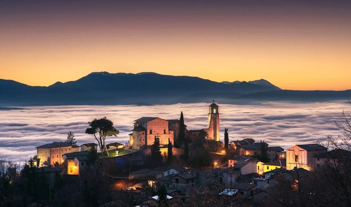 Trekking L'anello dell’Eremo di Greccio e del Colle della Tavola e i Mercatini di Natale | Strike Adventure