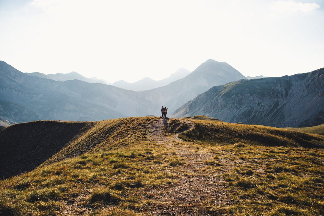 Monte Aquila: tramonto sul Gran Sasso con cena al Rifugio Duca degli Abruzzi - Strike Adventure