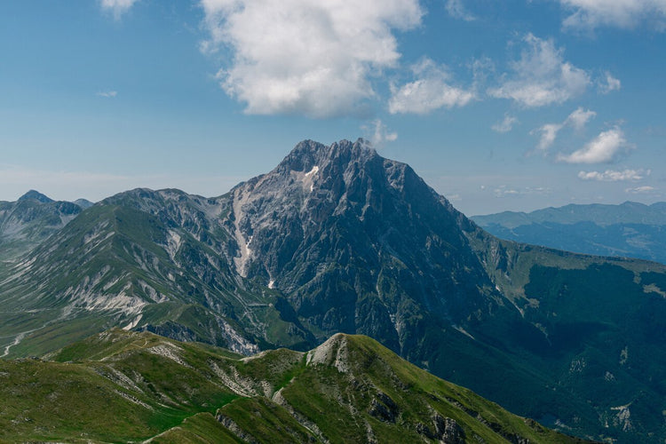 Monte Brancastello: lungo il Sentiero del Centenario tra i panorami del Gran Sasso - Strike Adventure