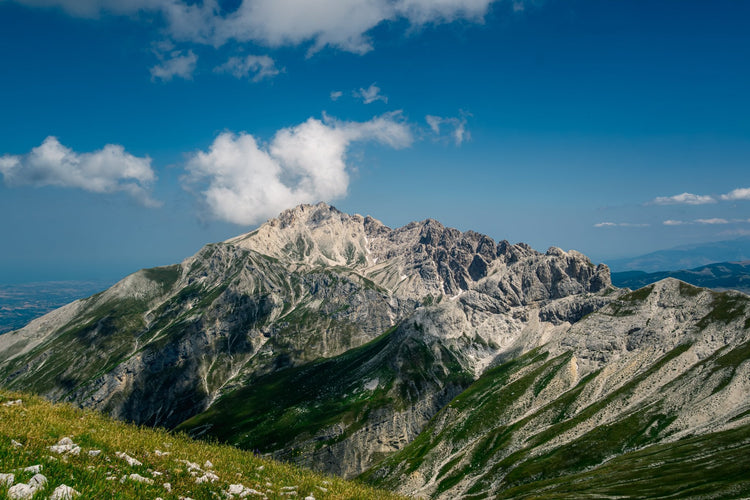 Monte Brancastello: lungo il Sentiero del Centenario tra i panorami del Gran Sasso - Strike Adventure