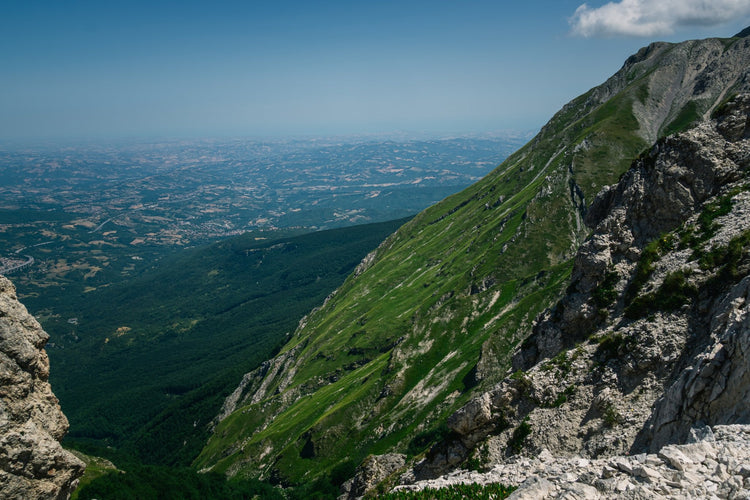 Monte Brancastello: lungo il Sentiero del Centenario tra i panorami del Gran Sasso - Strike Adventure