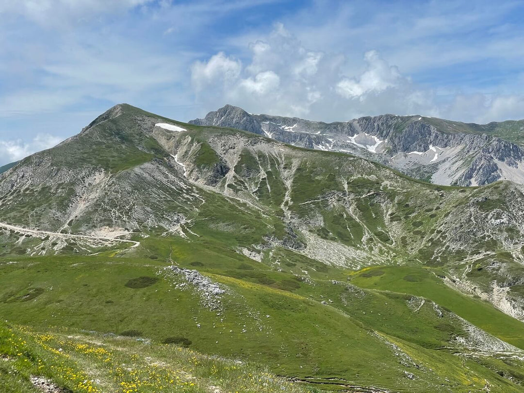 Monte di Cambio e i suoi panorami mozzafiato con terzo tempo al Rifugio A.Sebastiani - Strike Adventure