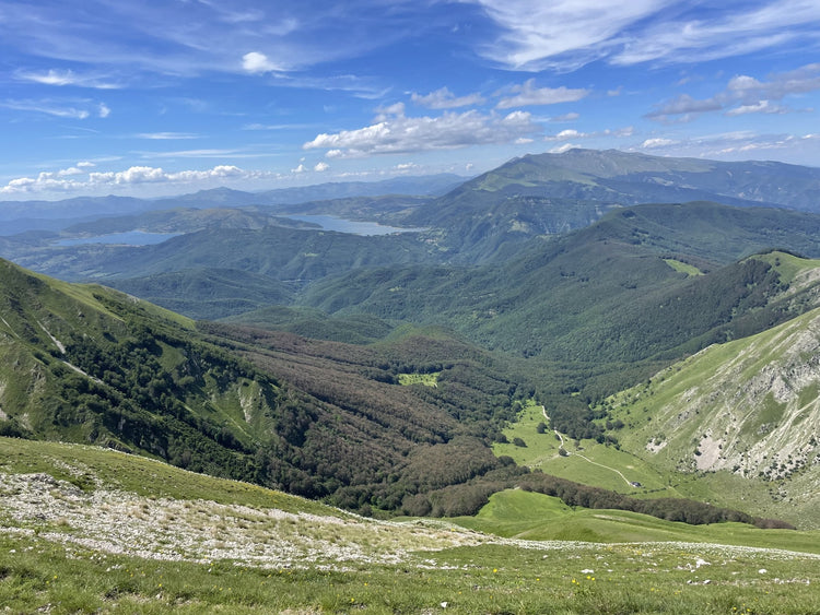 Monte Ienca e i panorami mozzafiato del Gran Sasso - Strike Adventure
