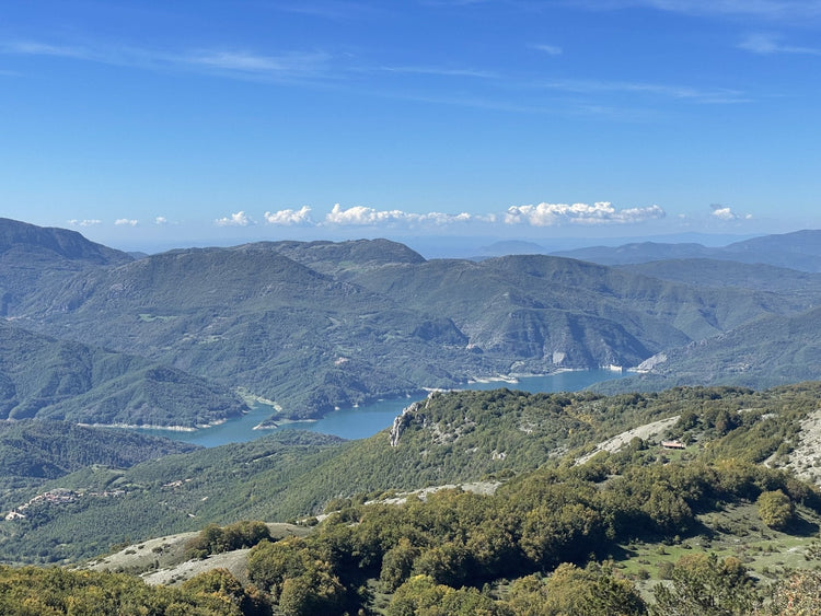 Monte La Serra: il Guardiano del Lago del Salto - Strike Adventure