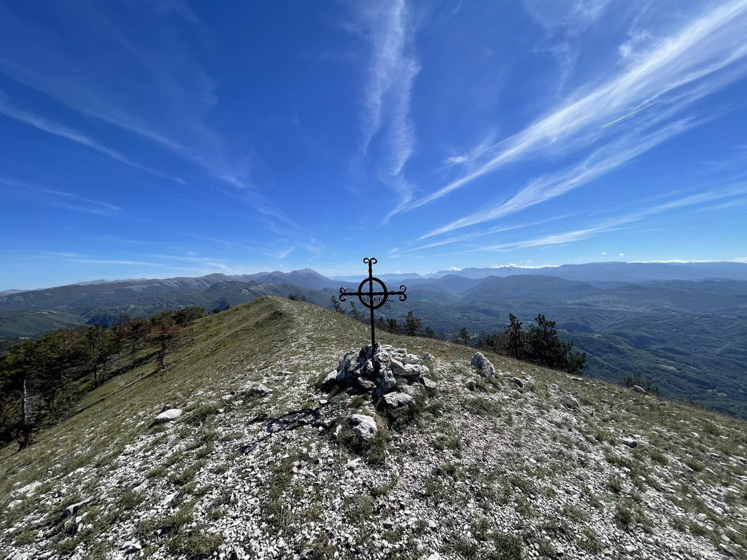 Monte La Serra: il Guardiano del Lago del Salto - Strike Adventure