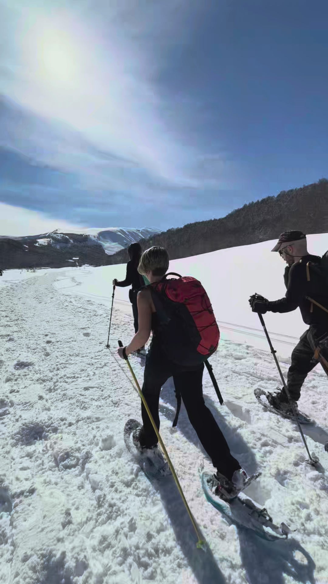 Trekking Trekking in Ciaspola con notte stellata dai 2102m del Rifugio V.Sebastiani – Parco Naturale Regionale Sirente Velino, Abruzzo | Strike Adventure