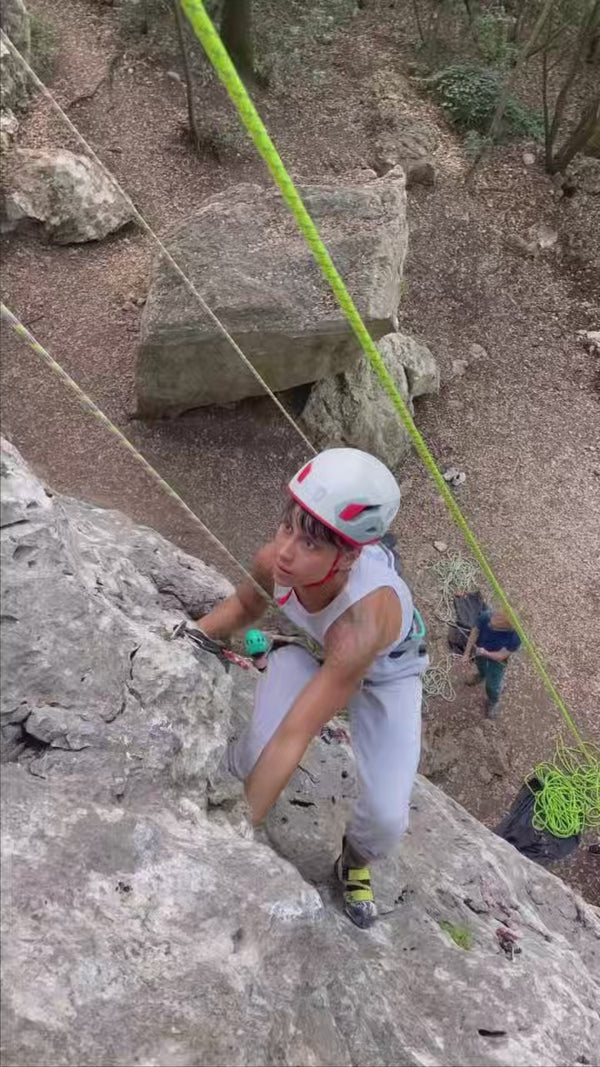 Corso Base di Arrampicata su Rocca a Lisciano (RI) – Falesia di Lisciano, Lazio | Strike Adventure