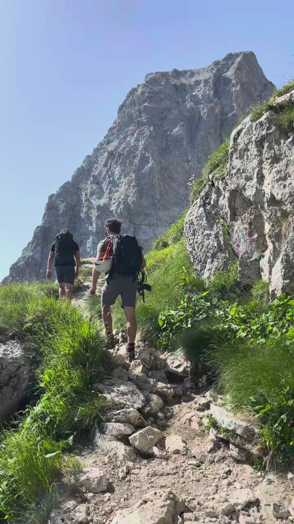 Via Ferrata Ricci al Corno Grande Vetta Orientale (2903m) – ["Parco Nazionale Gran Sasso e Monti della Laga"], Abruzzo | Strike Adventure