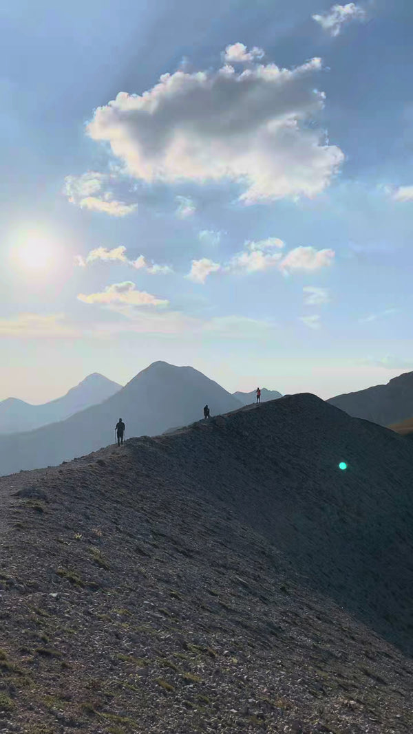 Trekking Monte Aquila: in cammino al cospetto dei giganti del Gran Sasso D’Italia – Parco Nazionale Gran Sasso e Monti della Laga, Abruzzo | Strike Adventure