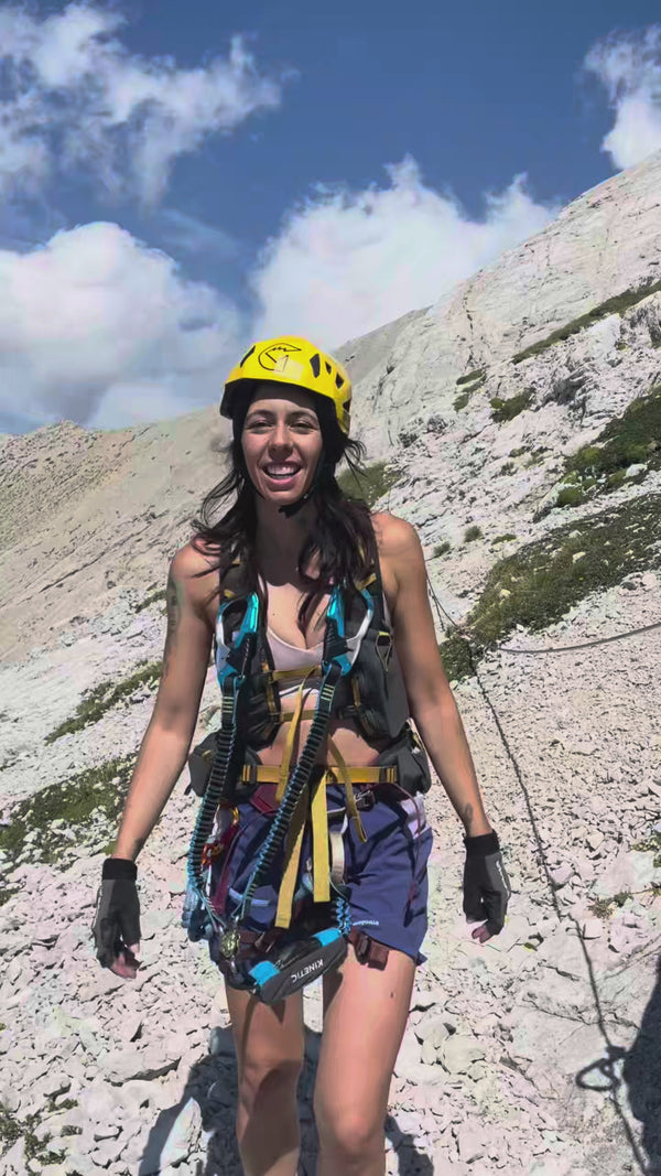 ferrata-ginepri-al-corno-grande-strike-adventure