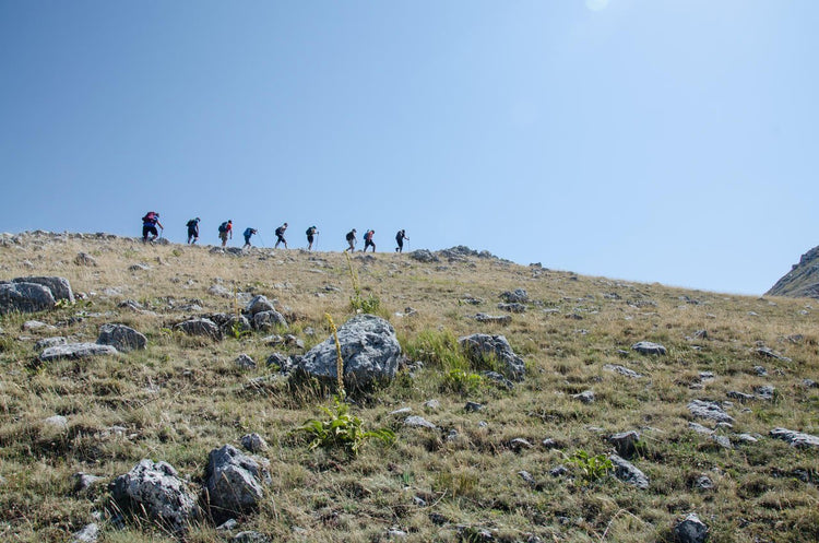Sul Gran Sasso lungo le creste di Monte e Cima Bolza con terzo tempo di arrositcini - Strike Adventure