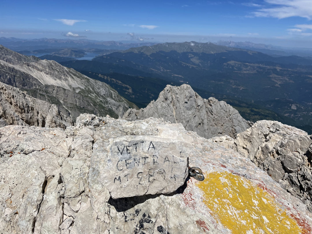 Traversata Alpinistica delle 4 Vette al Corno Grande - Strike Adventure