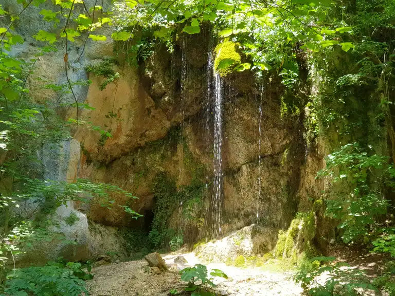 Le Gole Di Celano e la Fonte degli Innamorati