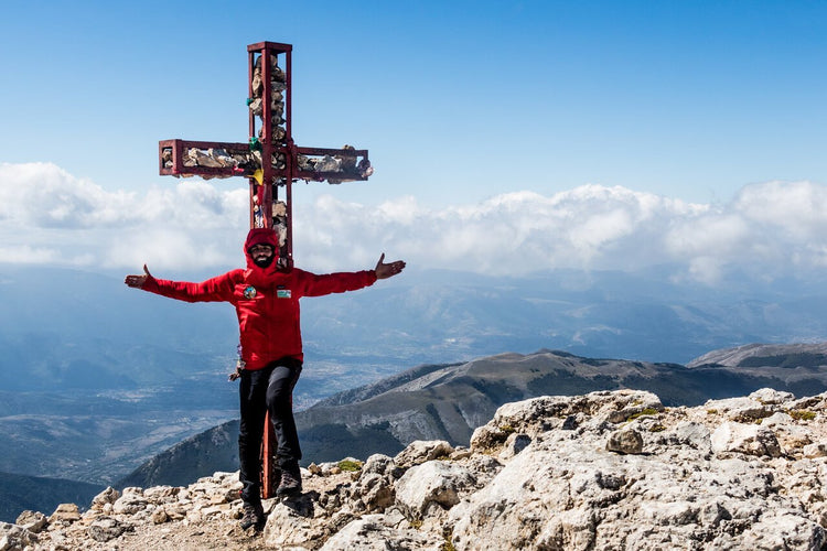 Trekking Extreme con alba sul Monte Amaro e notte di bivacco - Strike Adventure