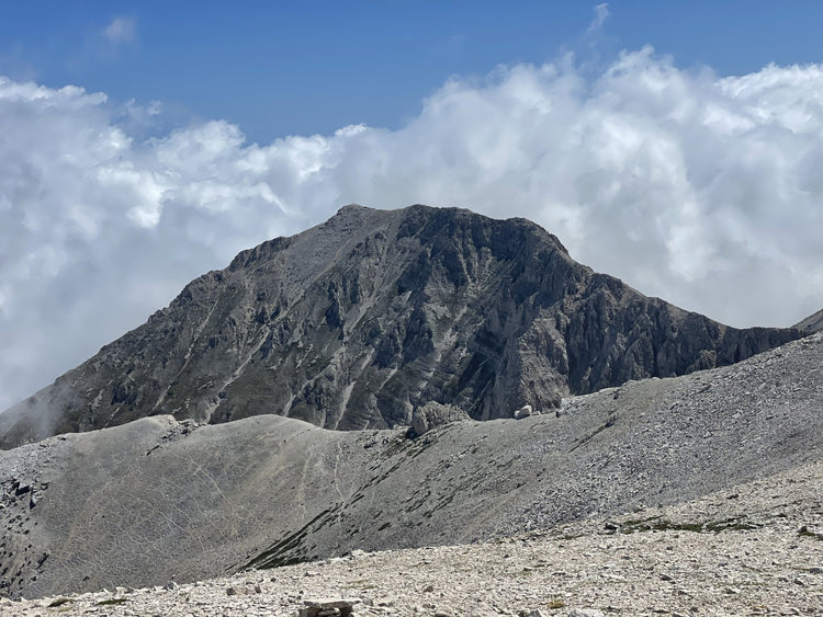Trekking Extreme con alba sul Monte Amaro e notte di bivacco - Strike Adventure