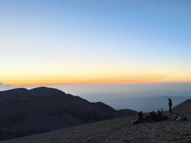 Trekking Extreme con alba sul Monte Amaro e notte di bivacco - Strike Adventure