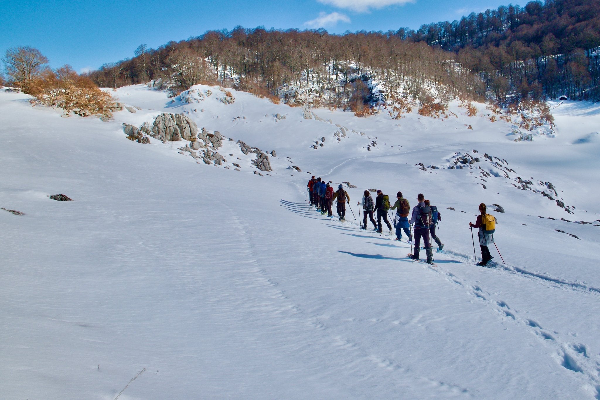 Trekking in Ciaspola + Sunset Experience e Notte stellata al Rifugio della Cicerana - Strike Adventure