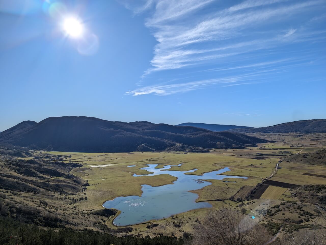 Pasquetta al Monte Torrecane con Pic Nic ai laghi di Rascino e Cornino