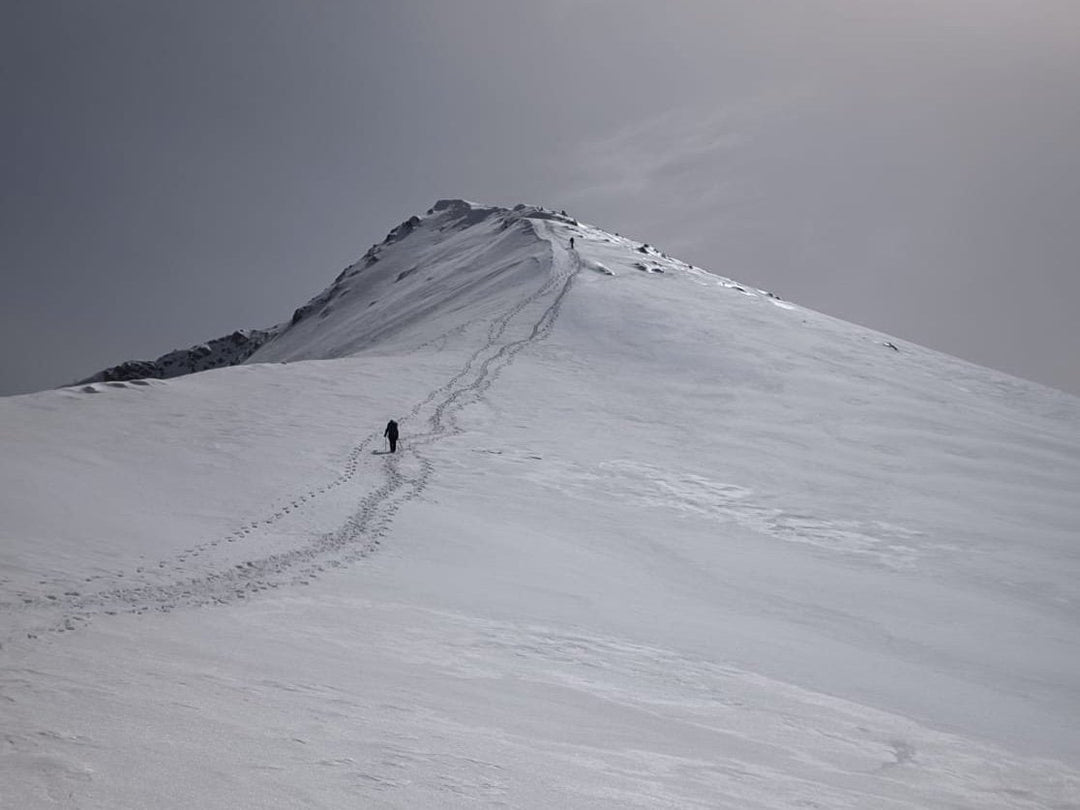 Uscita di Alpinismo Invernale al Monte Velino (2486m) - Strike Adventure