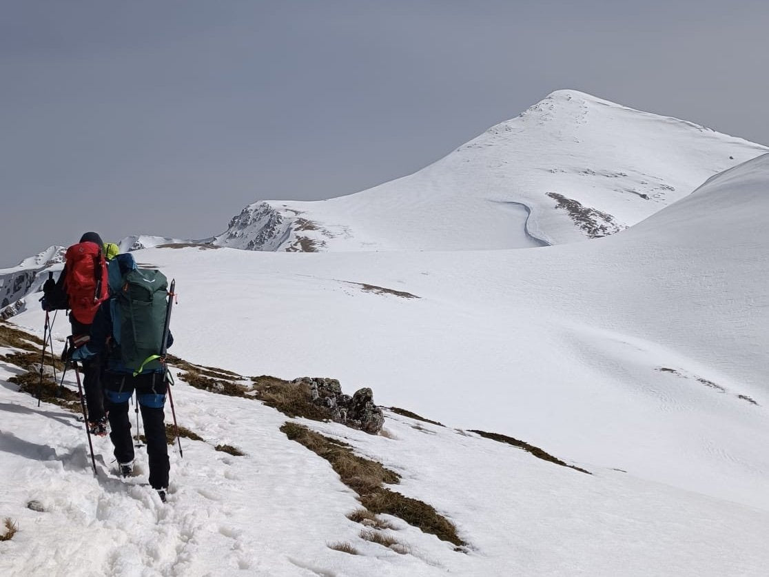 Uscita di Alpinismo Invernale al Monte Velino (2486m) - Strike Adventure