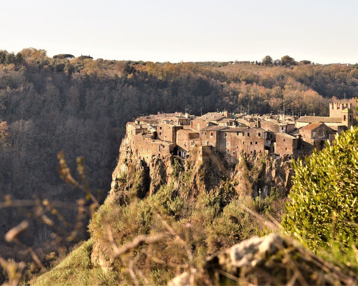 Valle del Treja e mercatini di Natale a Calcata