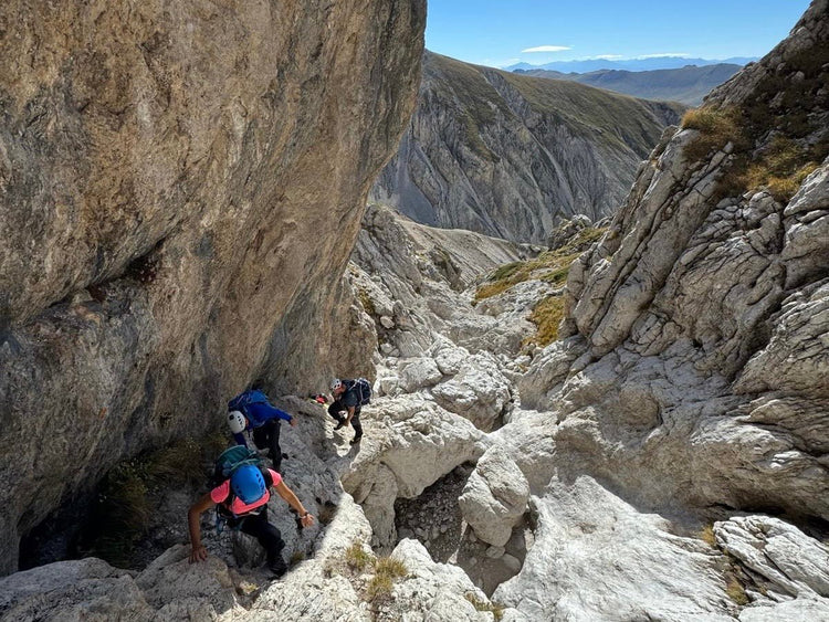 Via Alpinistica dei Laghetti al Monte Prena 2561m - Strike Adventure