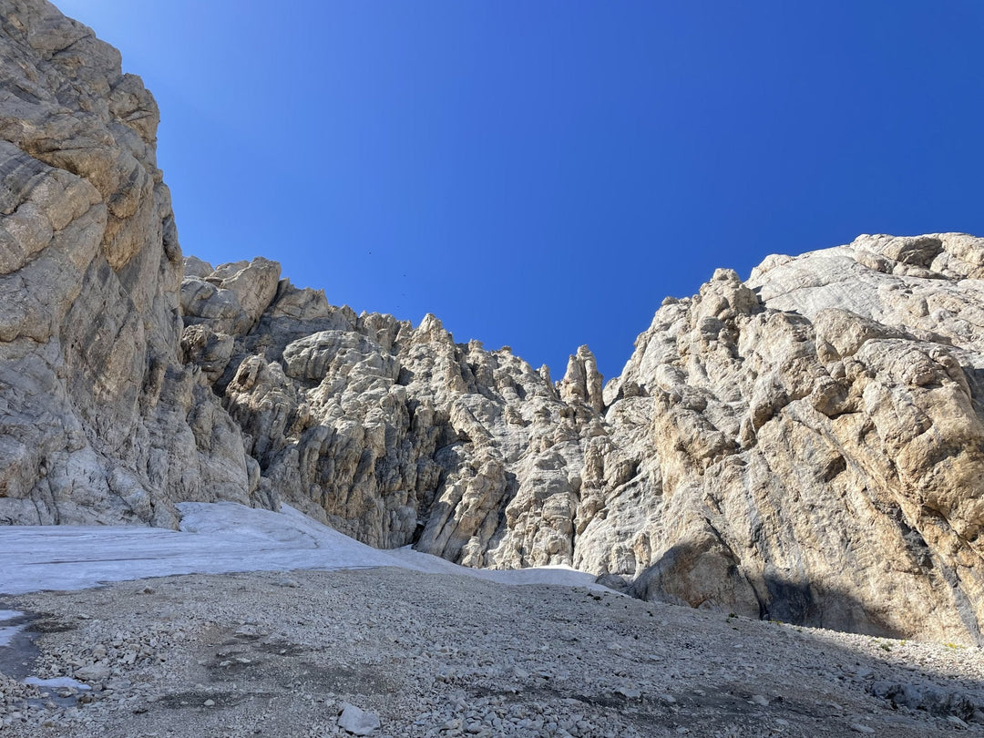 Via Ferrata all’Ex Bivacco Bafile, adrenalina e panorami mozzafiato - Strike Adventure
