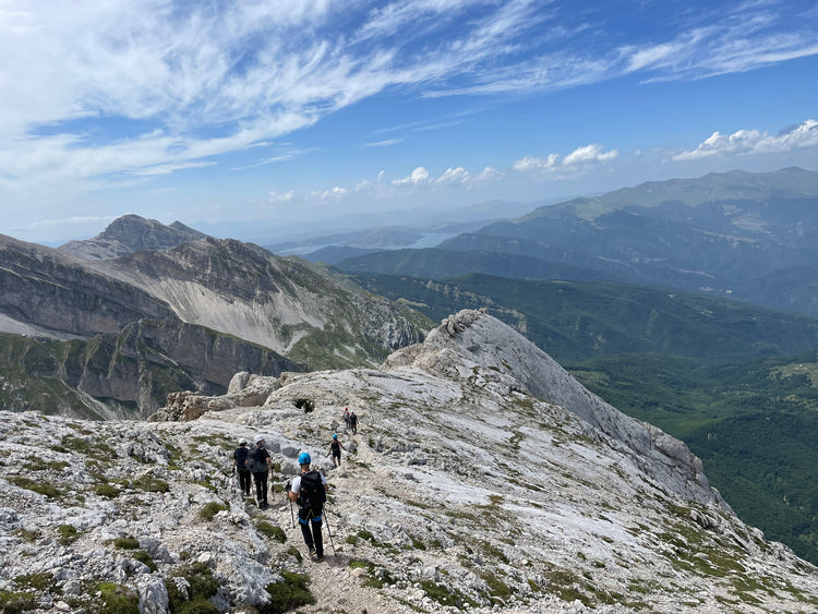 Via Ferrata Danesi ai 2655m del Corno Piccolo per il Passo del Cannone – ["Parco Nazionale Gran Sasso e Monti della Laga"], Abruzzo | Strike Adventure