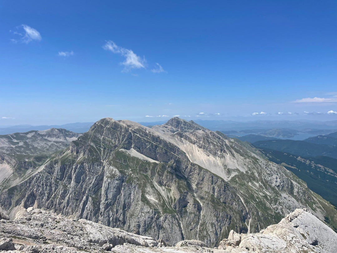 Via Ferrata Danesi ai 2655m del Corno Piccolo per il Passo del Cannone – ["Parco Nazionale Gran Sasso e Monti della Laga"], Abruzzo | Strike Adventure