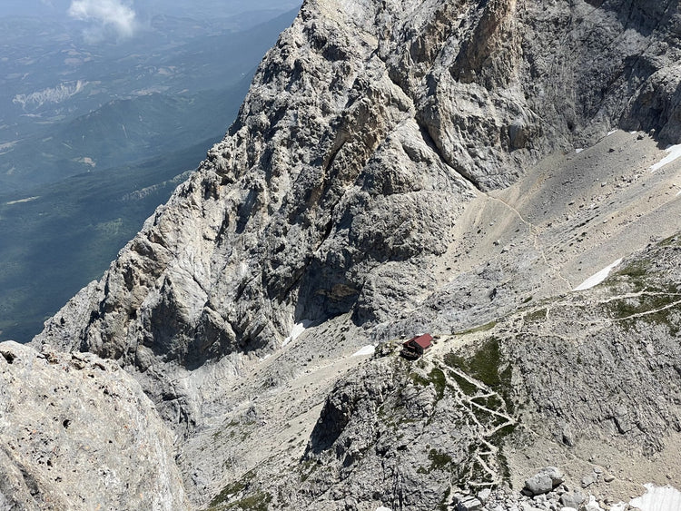 Via Ferrata Danesi al Corno Piccolo, 2655m di pura magia - Strike Adventure