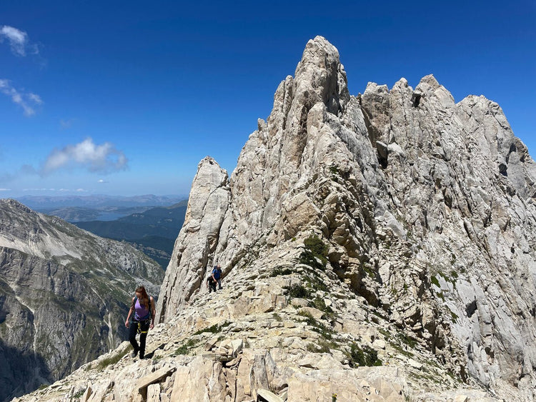 Via Ferrata dei Ginepri al Corno Grande - Vetta Occidentale 2912m - Strike Adventure