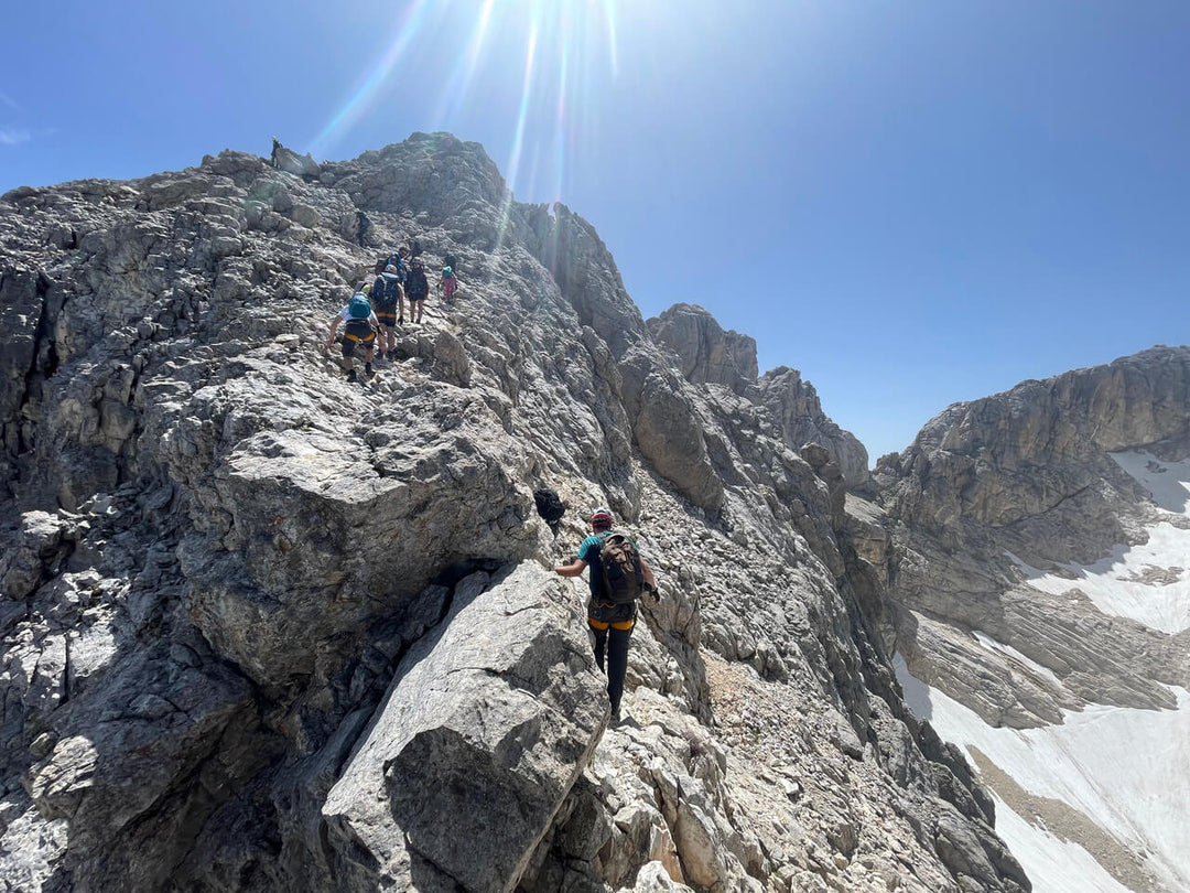 Via Ferrata Ricci al Corno Grande Vetta Orientale (2903m) – ["Parco Nazionale Gran Sasso e Monti della Laga"], Abruzzo | Strike Adventure