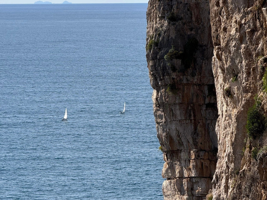 Via Multipitch alla Montagna Spaccata – Gaeta, Lazio | Strike Adventure