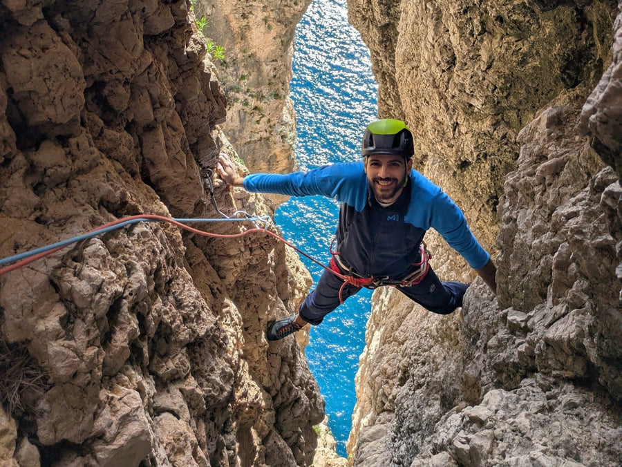 Via Multipitch alla Montagna Spaccata – Gaeta, Lazio | Strike Adventure