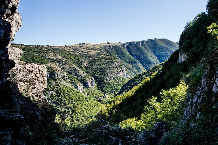 Weekend nel Parco della Maiella tra Canyon, Eremi e Borghi Incantati - Strike Adventure
