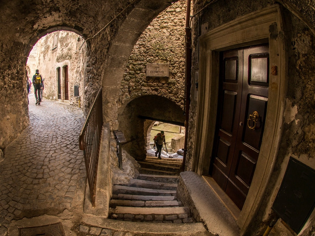 Weekend sul Gran Sasso: roccaforti, canyon e albe in quota