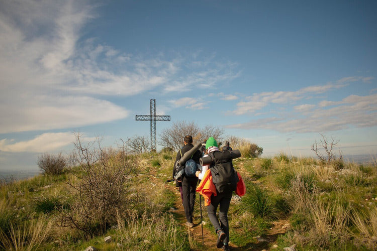 Yoga Trek alla scoperta della Riserva Naturale di Monte Catillo - Strike Adventure