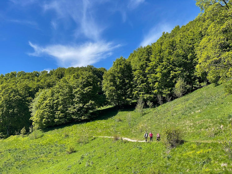 Yoga Trek con bagno sonoro alla scoperta della Valle degli Angeli (Terminillo) - Strike Adventure