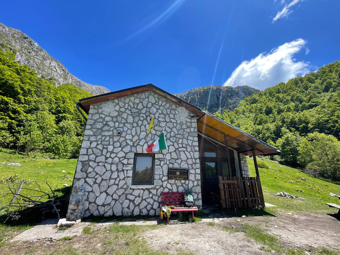 Yoga Trek con bagno sonoro alla scoperta della Valle degli Angeli (Terminillo) - Strike Adventure